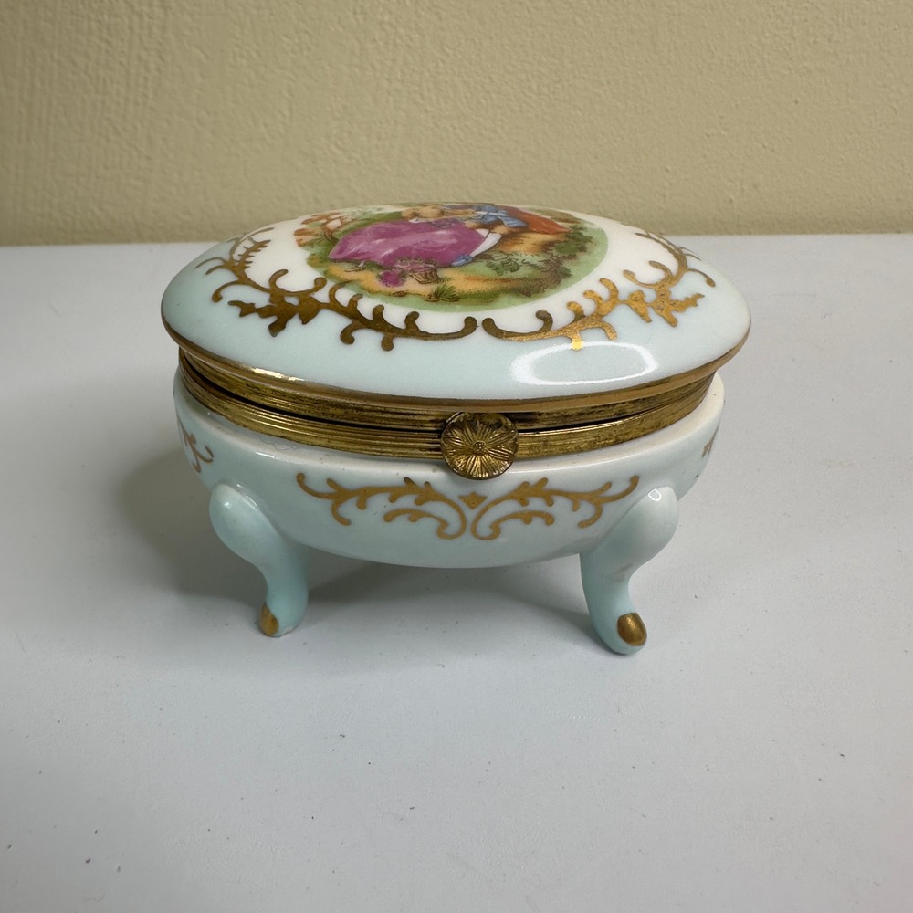 Vintage Parma AAI Trinket Box Jewelry Keepsake Porcelain Courting Scene